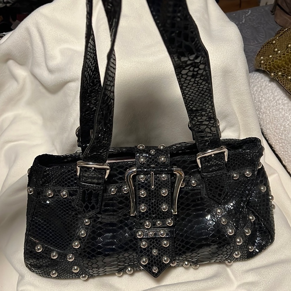 SUZANNE SOMERS vintage black leather bag